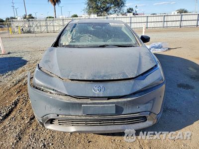 Piąte zdjęcie samochodu w środku: 2024 TOYOTA PRIUS XLE VIN:JTDADABU9R3009645 - miniatura