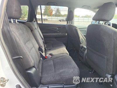 Zdjęcie 11 z 13 samochodu: 2020 HONDA PILOT EX VIN:5FNYF6H32LB011316 - miniatura