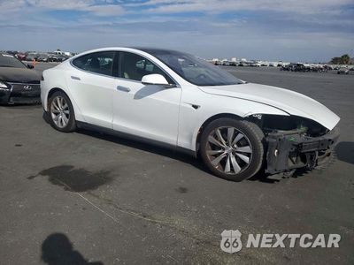 Czwarte zdjęcie samochodu z boku: 2015 TESLA MODEL S 85D VIN:5YJSA1H29FF091944 - miniatura