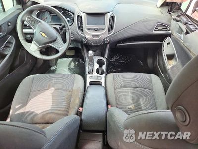 Zdjęcie 8 z 12 samochodu: 2017 CHEVROLET CRUZE LT VIN:3G1BE5SM8HS556979 - miniatura