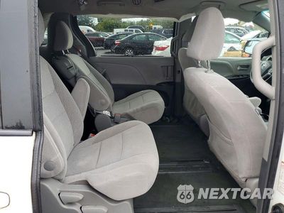 Zdjęcie 11 z 13 samochodu: 2017 TOYOTA SIENNA LE VIN:5TDKZ3DC2HS870412 - miniatura