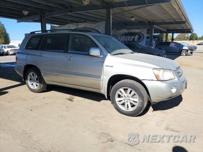 Czwarte zdjęcie samochodu z boku: 2006 TOYOTA HIGHLANDER HYBRID VIN:JTEEW21A560002886 - miniatura