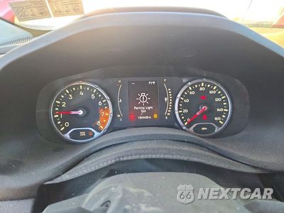 Zdjęcie 9 z 13 samochodu: 2015 JEEP RENEGADE LATITUDE VIN:ZACCJABH0FPB58028 - miniatura