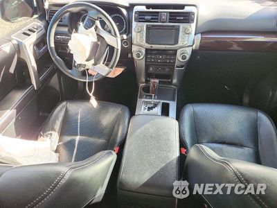 Zdjęcie 8 z 14 samochodu: 2016 TOYOTA 4RUNNER LIMITED VIN:JTEZU5JR7G5110767 - miniatura
