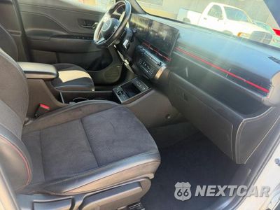 Piąte zdjęcie samochodu w środku: 2024 HYUNDAI KONA N LINE VIN:KM8HA3A32RU058462 - miniatura