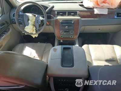 Zdjęcie 8 z 13 samochodu: 2007 CHEVROLET TAHOE K1500 VIN:1GNFK13097J117254 - miniatura