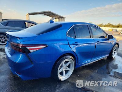Trzecie zdjęcie samochodu z tyłu: 2020 TOYOTA CAMRY XSE VIN:4T1K61AK3LU352639 - miniatura