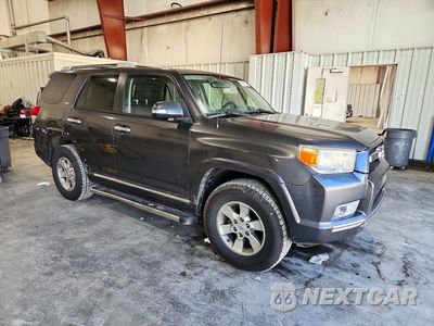 Czwarte zdjęcie samochodu z boku: 2011 TOYOTA 4RUNNER SR5 VIN:JTEBU5JR9B5069682 - miniatura