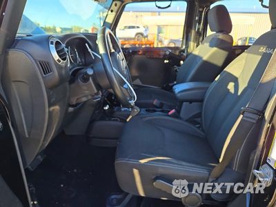 Zdjęcie 7 z 13 samochodu: 2018 JEEP WRANGLER UNLIMITED SAHARA VIN:1C4BJWEG7JL937359 - miniatura