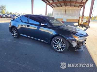 Czwarte zdjęcie samochodu z boku: 2015 SCION TC BASE VIN:JTKJF5C72F3095718 - miniatura