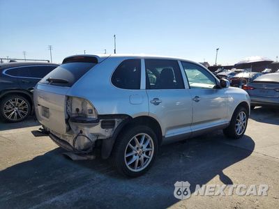 Trzecie zdjęcie samochodu z tyłu: 2004 PORSCHE CAYENNE S VIN:WP1AB29P14LA60513 - miniatura