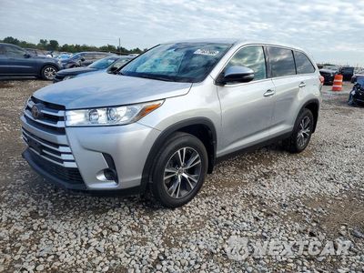 2019 TOYOTA HIGHLANDER LE 5TDBZRFHXKS961981 - główne zdjęcie licytacji z USA - miniatura
