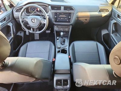 Zdjęcie 8 z 13 samochodu: 2020 VOLKSWAGEN TIGUAN SE VIN:3VV2B7AX7LM110229 - miniatura
