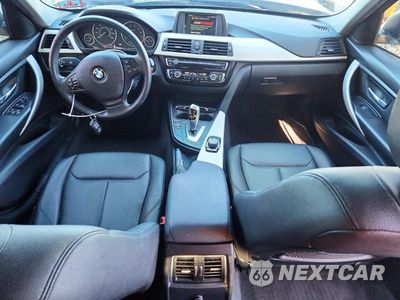 Zdjęcie 8 z 12 samochodu: 2018 BMW 320 XI VIN:WBA8A3C59JA489404 - miniatura
