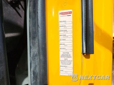 Zdjęcie 13 z 14 samochodu: 2015 KENWORTH T880 SEMI TRUCK VIN:1XKZD49X5FJ467151 - miniatura