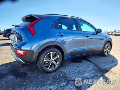 Trzecie zdjęcie samochodu z tyłu: 2025 KIA NIRO EX VIN:KNDCR3LE1S5227067 - miniatura