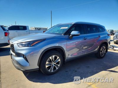 2024 TOYOTA HIGHLANDER XLE 5TDKDRAH8RS050774 - główne zdjęcie licytacji z USA - miniatura