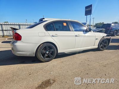 Trzecie zdjęcie samochodu z tyłu: 2011 BMW 328 I VIN:WBAPH7G52BNN07924 - miniatura