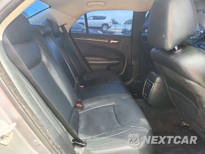 Zdjęcie 10 z 12 samochodu: 2015 CHRYSLER 300 LIMITED VIN:2C3CCAAGXFH786761 - miniatura
