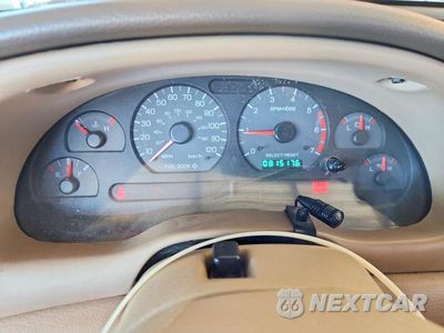 Zdjęcie 9 z 13 samochodu: 2000 FORD MUSTANG VIN:1FAFP4042YF309824 - miniatura