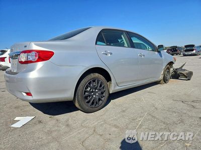 Trzecie zdjęcie samochodu z tyłu: 2013 TOYOTA COROLLA LE VIN:5YFBU4EE0DP120238 - miniatura