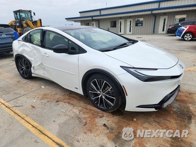 Czwarte zdjęcie samochodu z boku: 2024 TOYOTA PRIUS XLE VIN:JTDADABU5R3020898 - miniatura