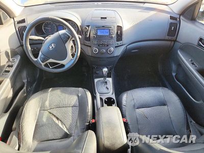 Zdjęcie 8 z 13 samochodu: 2011 HYUNDAI ELANTRA TOURING SE VIN:KMHDC8AE5BU108168 - miniatura