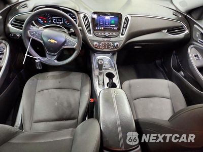 Zdjęcie 8 z 12 samochodu: 2020 CHEVROLET MALIBU LT VIN:1G1ZD5ST2LF008210 - miniatura