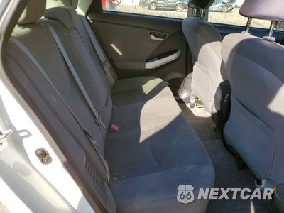 Zdjęcie 11 z 13 samochodu: 2013 TOYOTA PRIUS TWO VIN:JTDKN3DU7D5541810 - miniatura