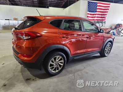 Trzecie zdjęcie samochodu z tyłu: 2016 HYUNDAI TUCSON ECO VIN:KM8J33A22GU158951 - miniatura