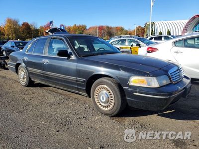 Czwarte zdjęcie samochodu z boku: 2002 FORD CROWN VICTORIA POLICE INTERCEPTOR VIN:2FAFP71W92X158851 - miniatura