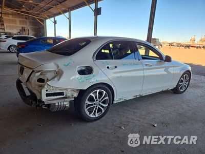 Trzecie zdjęcie samochodu z tyłu: 2018 MERCEDES-BENZ C 300 VIN:55SWF4JB1JU235086 - miniatura