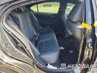 Zdjęcie 10 z 12 samochodu: 2023 LEXUS IS 300 VIN:JTHD81F23P5050783 - miniatura