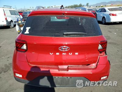 Zdjęcie 6 z 13 samochodu: 2022 HYUNDAI VENUE LIMITED VIN:KMHRC8A3XNU204788 - miniatura
