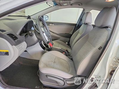 Zdjęcie 7 z 12 samochodu: 2016 HYUNDAI ACCENT SE VIN:KMHCT4AE3GU098607 - miniatura