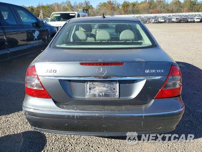 Zdjęcie 6 z 12 samochodu: 2007 MERCEDES-BENZ E 320 CDI VIN:WDBUF22X07B089250 - miniatura