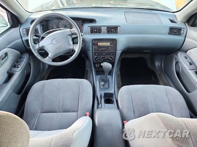 Zdjęcie 8 z 13 samochodu: 2000 TOYOTA CAMRY CE VIN:4T1BG22K4YU708377 - miniatura