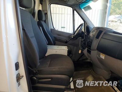 Zdjęcie 11 z 13 samochodu: 2016 MERCEDES-BENZ SPRINTER 2500 DELIVERY VAN VIN:WD3PE7DD9GP310942 - miniatura
