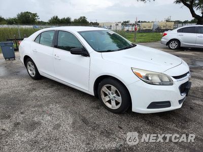 Czwarte zdjęcie samochodu z boku: 2015 CHEVROLET MALIBU LS VIN:1G11B5SL4FU152330 - miniatura