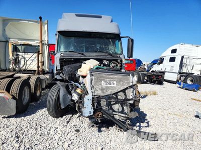 Piąte zdjęcie samochodu w środku: 2025 VOLVO VNL SEMI TRUCK VIN:4V4NC9EH0SN665670 - miniatura