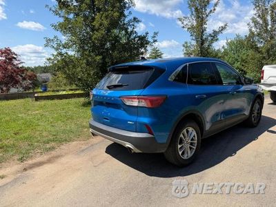 Czwarte zdjęcie samochodu z boku: 2020 FORD ESCAPE SE VIN:1FMCU9G69LUC41483 - miniatura