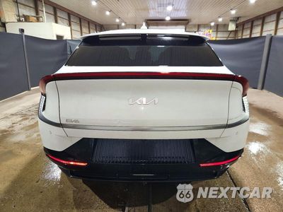 Zdjęcie 6 z 13 samochodu: 2023 KIA EV6 WIND VIN:KNDC34LA2P5612598 - miniatura