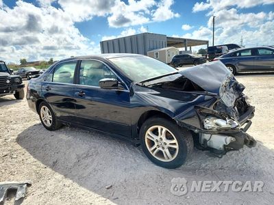 Czwarte zdjęcie samochodu z boku: 2006 HONDA ACCORD SE VIN:1HGCM56326A129779 - miniatura