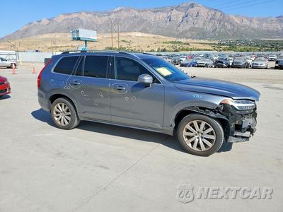 Czwarte zdjęcie samochodu z boku: 2017 VOLVO XC90 T6 VIN:YV4A22PK6H1148304 - miniatura