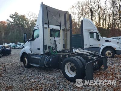 Drugie zdjęcie samochodu z przodu: 2017 KENWORTH T680 SEMI TRUCK VIN:1XKYA48XXHJ160342 - miniatura