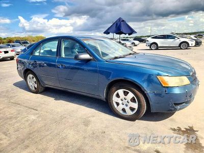 Czwarte zdjęcie samochodu z boku: 2006 HYUNDAI SONATA GL VIN:5NPET46C16H107298 - miniatura
