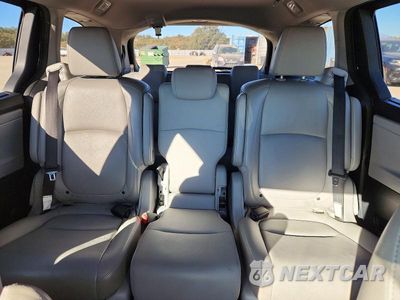 Zdjęcie 10 z 13 samochodu: 2019 HONDA ODYSSEY TOURING VIN:5FNRL6H85KB100658 - miniatura