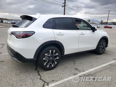 Trzecie zdjęcie samochodu z tyłu: 2026 HONDA HR-V EXL VIN:3CZRZ1H74TM740523 - miniatura