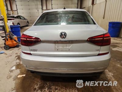 Zdjęcie 6 z 12 samochodu: 2017 VOLKSWAGEN PASSAT R-LINE VIN:1VWDT7A3XHC005420 - miniatura