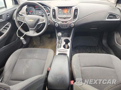 Zdjęcie 8 z 12 samochodu: 2017 CHEVROLET CRUZE LT VIN:1G1BE5SM8H7153597 - miniatura